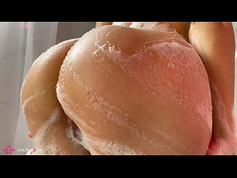 ❤️ Brunette onanerer fitte med vibrator til intens orgasme i dusjen Porno vk ved no.tradewin.top